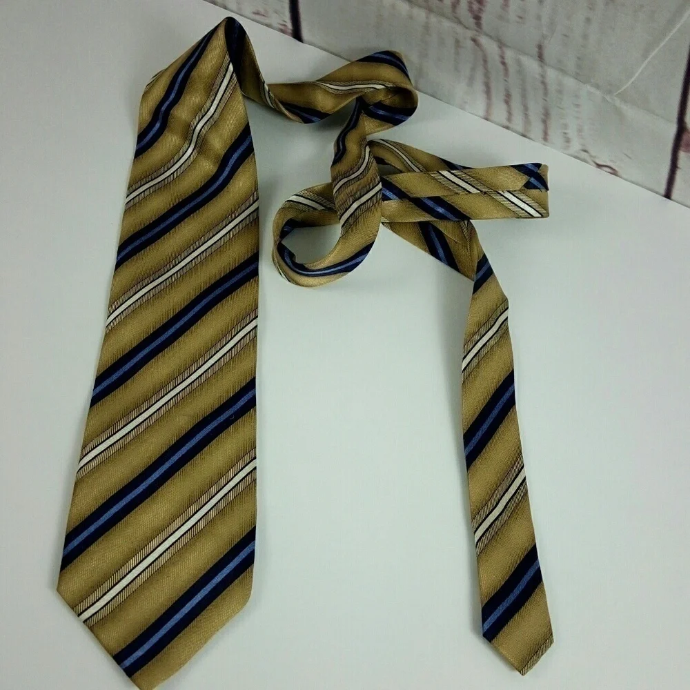 Croft & Barrow Gold Blue Neck Tie 4x66.5